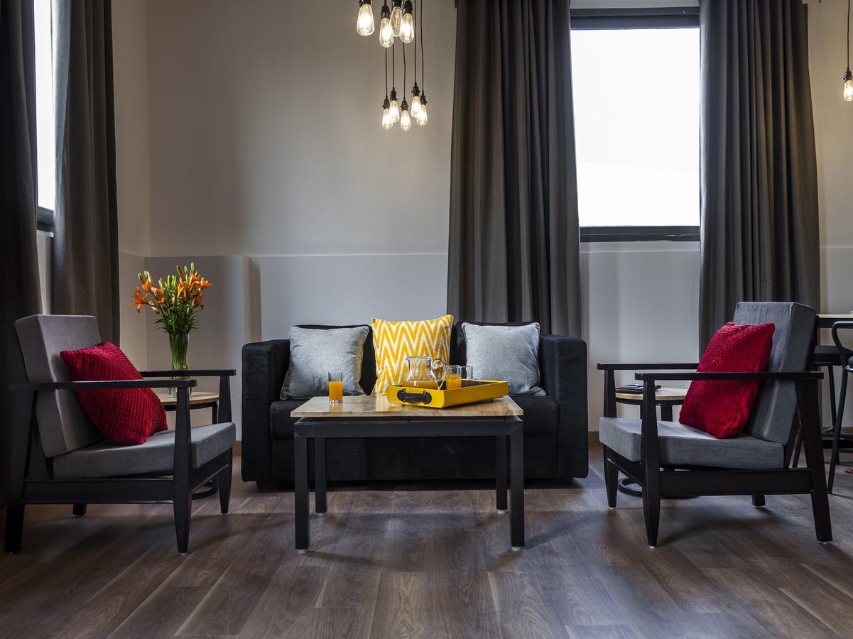 Oyo Townhouse 5 Jubilee Hills Otel Haydarabad Dış mekan fotoğraf